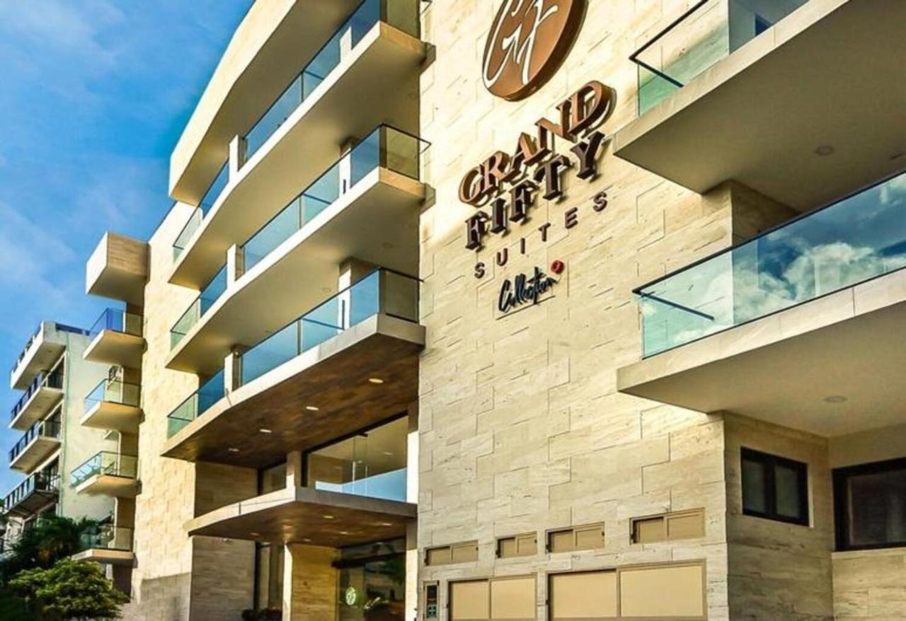 Grand Fifty Suites Playa del Carmen Luaran gambar