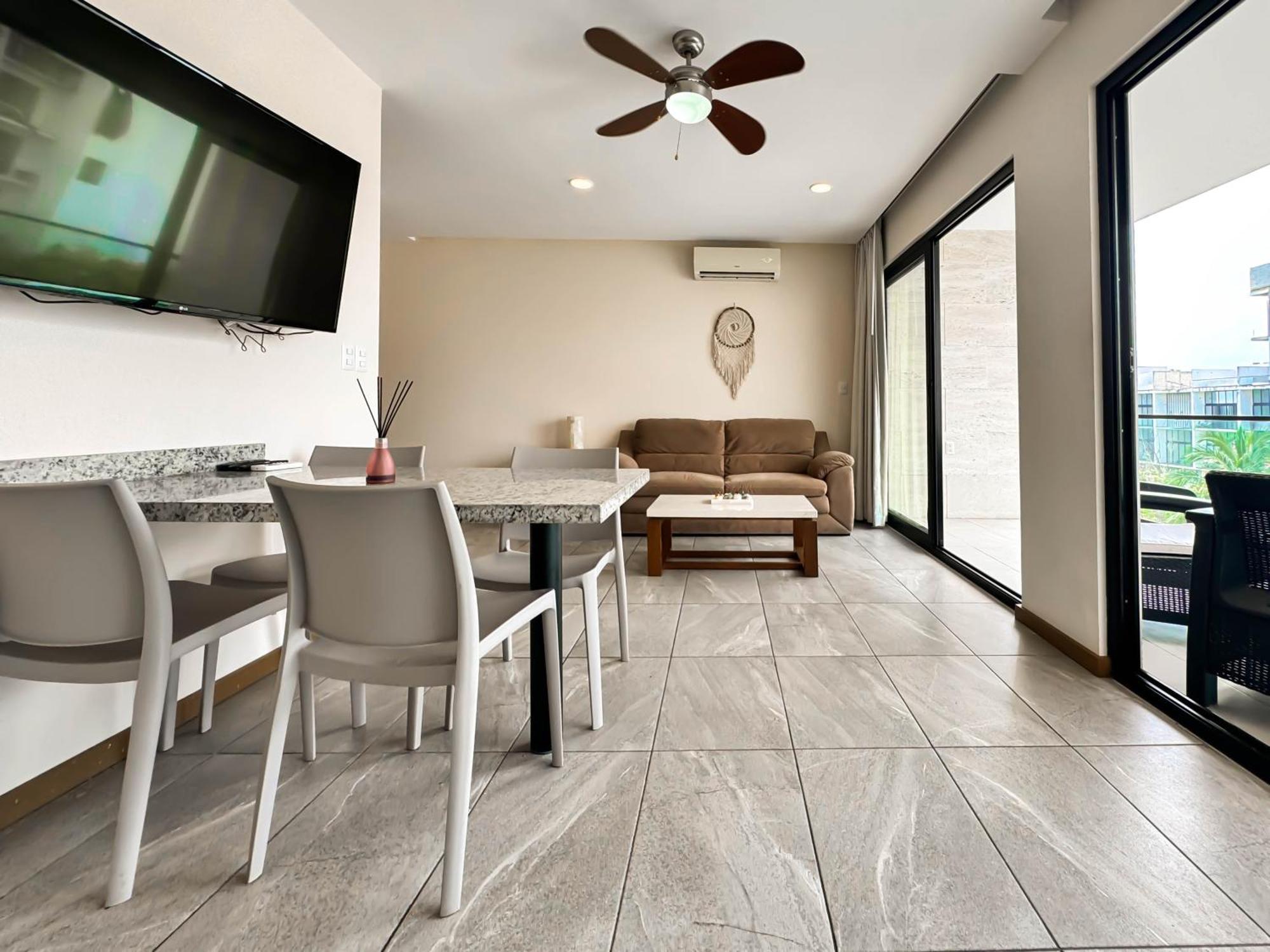 Grand Fifty Suites Playa del Carmen Luaran gambar