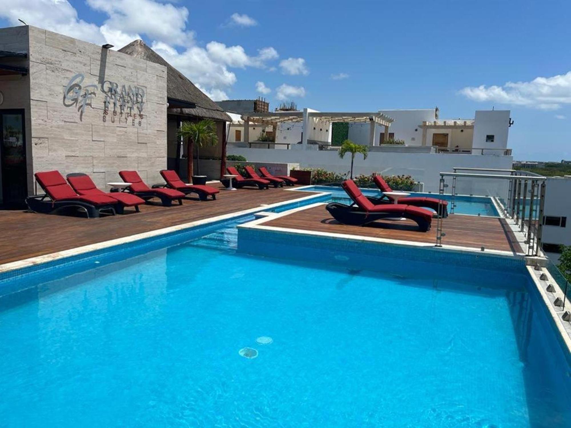 Grand Fifty Suites Playa del Carmen Luaran gambar